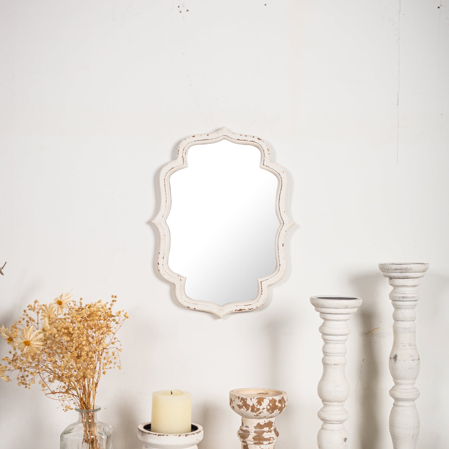 Hanging Rustic Distressed White Bathroom Wall Mirrors, Farmhouse Wood Small Mirror 16 X 12 Inch for Room Living Room Decor